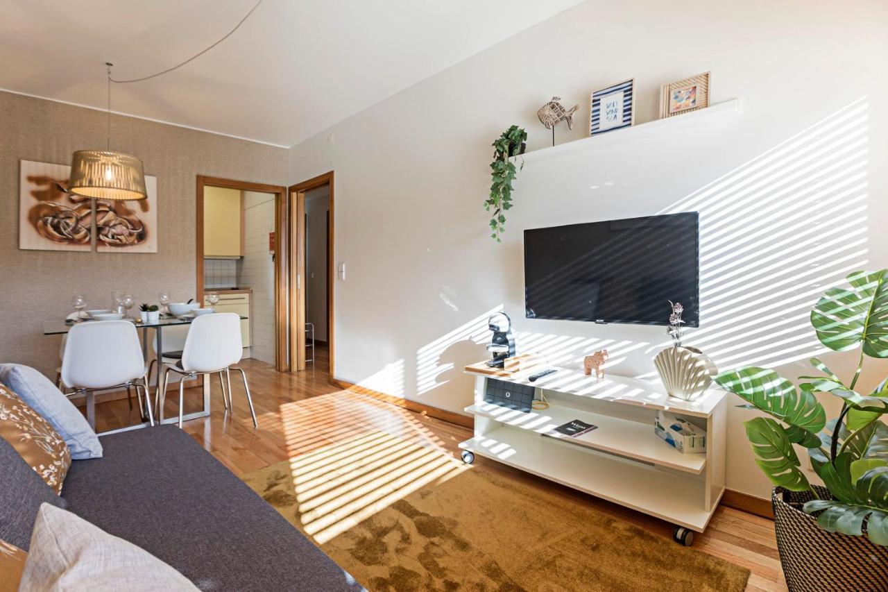 Cozy Flat In Foz By Lovelystay Порту Экстерьер фото
